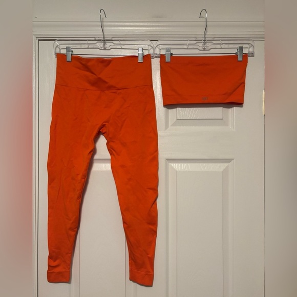 SET Active  x Madelyn Cline Sculptflex Leggings and Bra Two Piece Set M/L - Picture 3 of 10